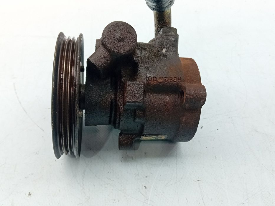 Bomba de direção ROVER 200 Hatch (XW)