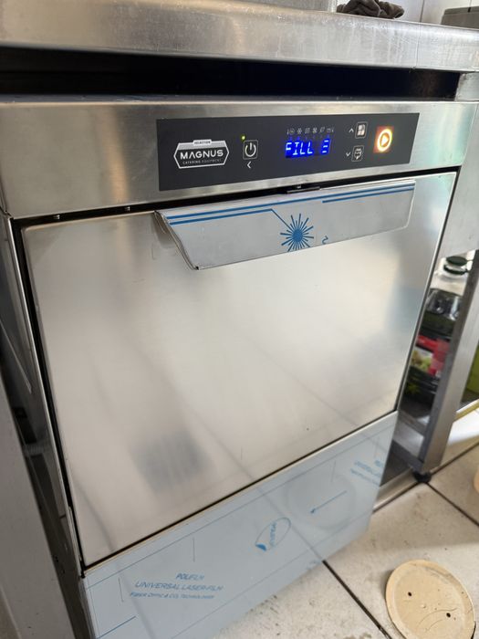 Maquina de lavar  loiça industrial