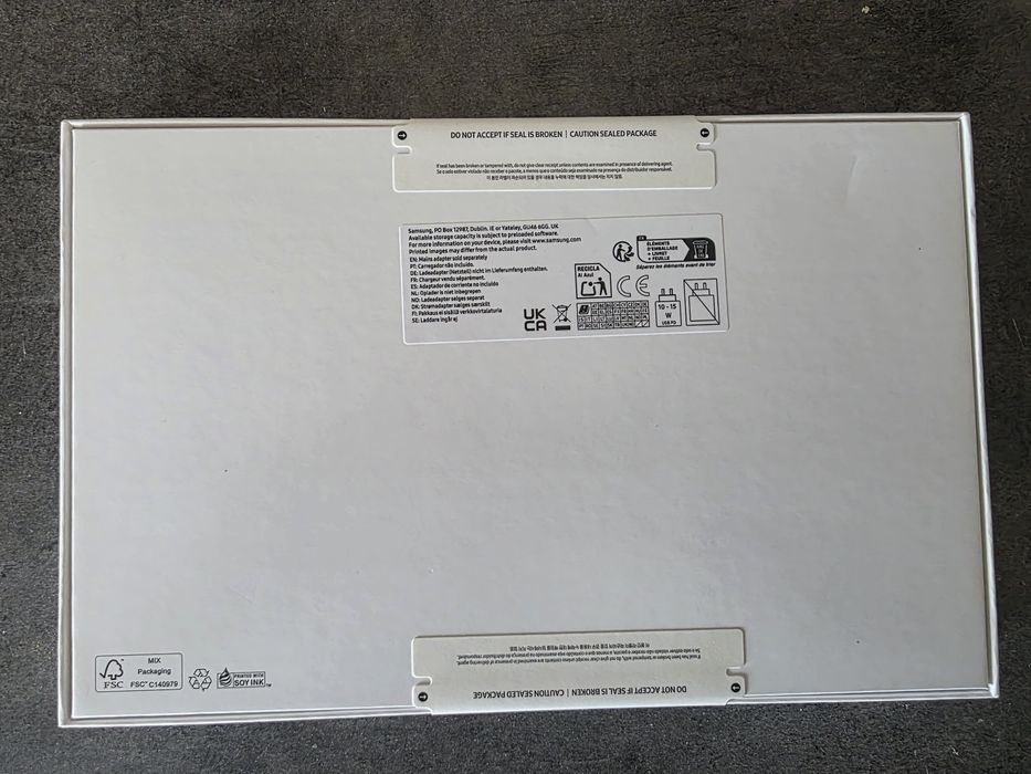 Vende se tablete galáxia S6 lite novo  fechado inda