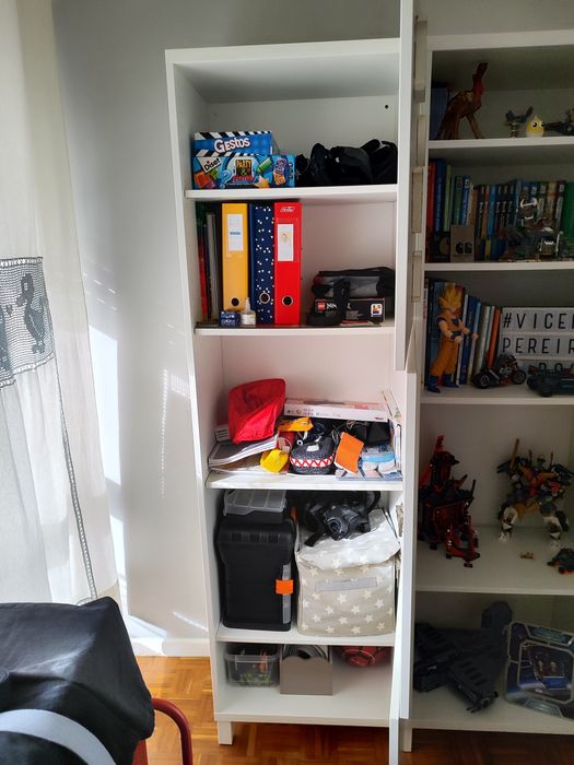 Ultimo preço + oferta: Mobília de quarto (ofereço TV 46cm)