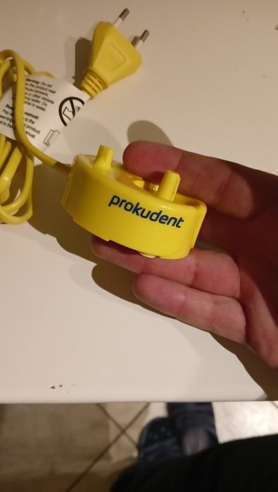 Ładowarka do szczoteczki