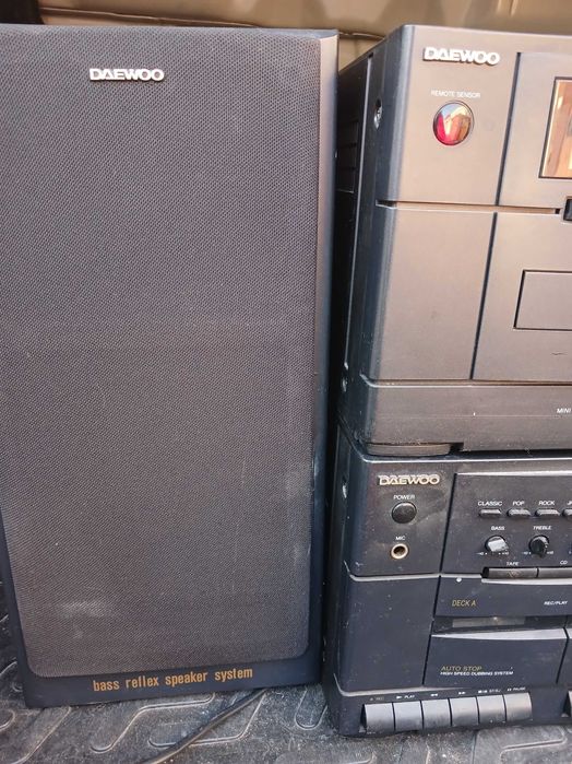 Музыкальнвй центр DAEWOO