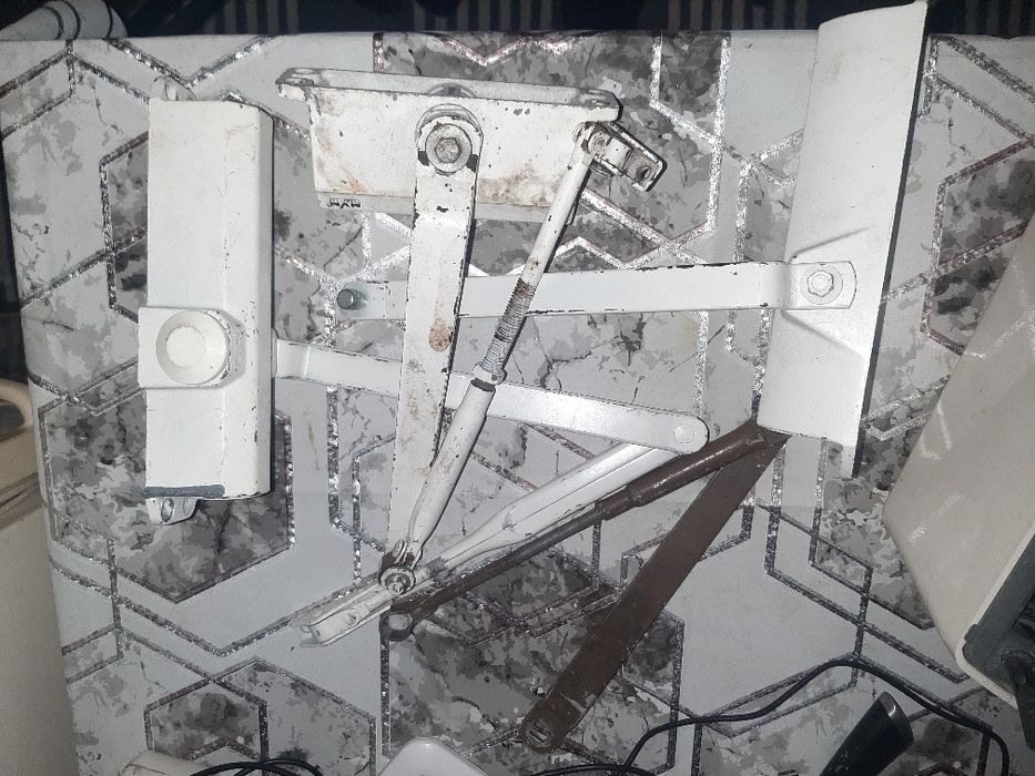 Доводчик дверей 3шт