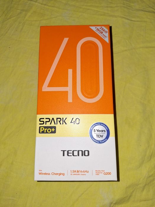 Продам смартфон,новый Tecno Spark 40 Pro Plus,8+8/256
