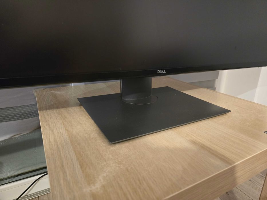 Monitor 43 cale Dell U4320Q 4K