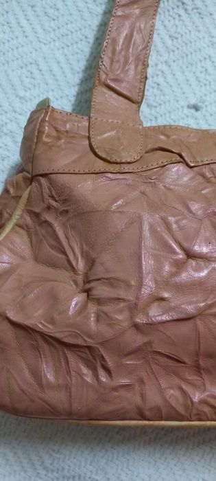 Mala Charles em pele "martelada" Rosa velho