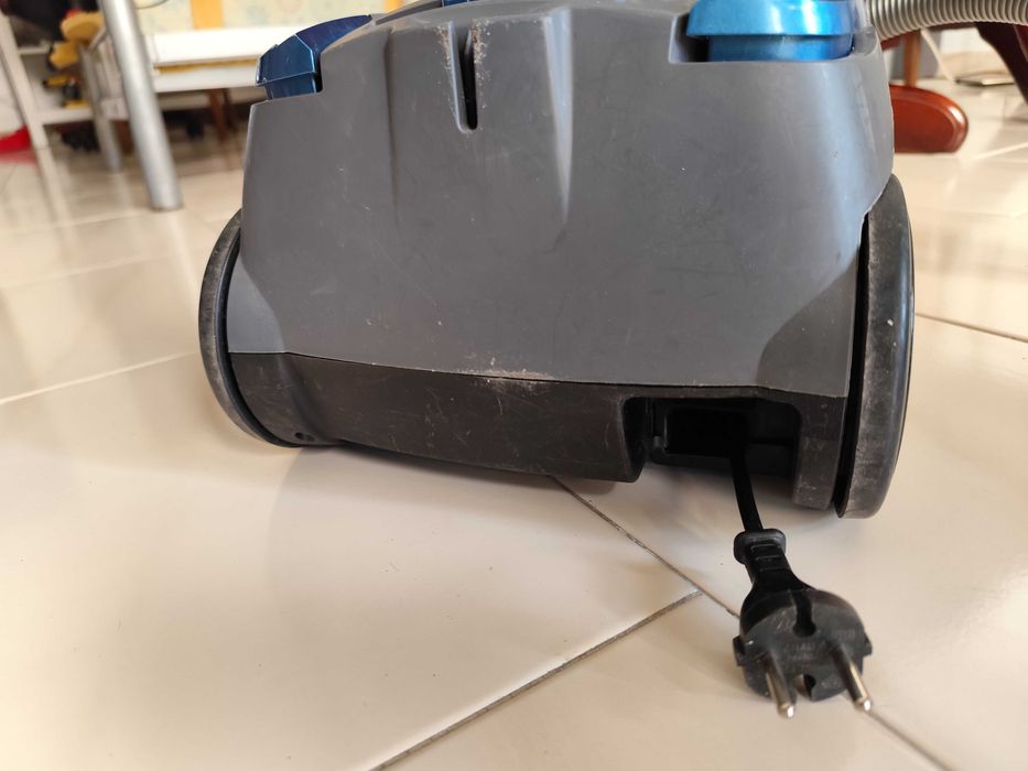 Aspirador BECKEN CleanMotionEco bvc2167