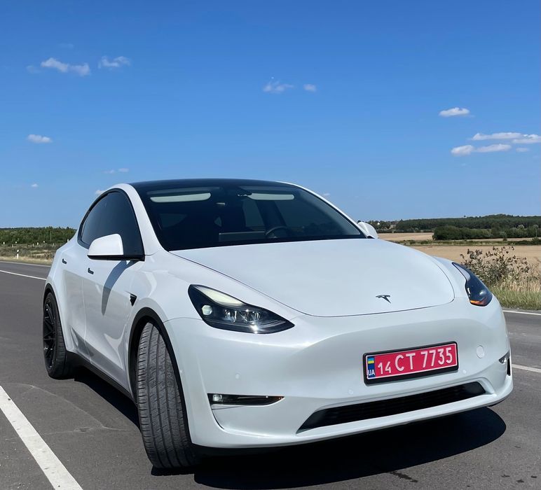 Tesla model Y 2021 Long Range Dual Motor