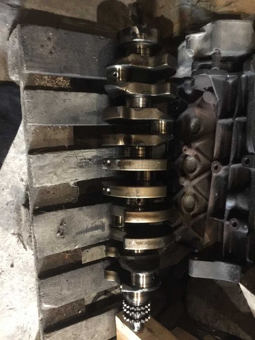 Коленвал Mercedes 2.9tdi OM 602 Sprinter W210 Vario