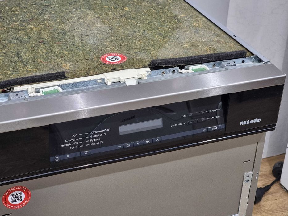 Zmywarka z widocznym panelem Miele G 6820 SCi, QuickPWash, AutoOpen