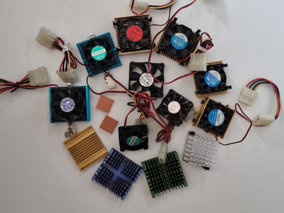 Small Heatsinks and Coolers for Vintage Processors64739841879170121