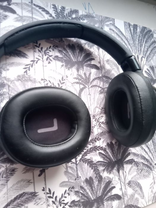 JBL Tune 760 com Cancelamento de ruído