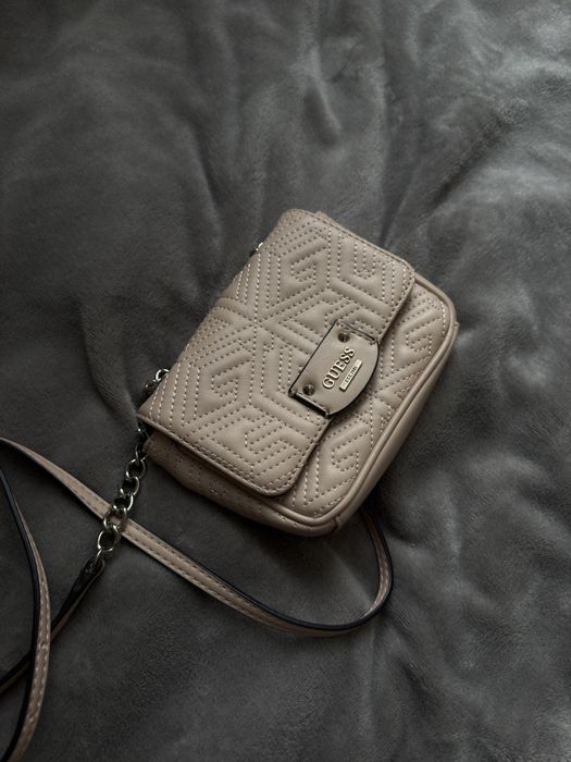 Сумка Guess  б/у