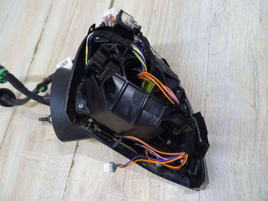 volvo ex30 2024 2025 lusterko prawe 15+1 pin 80015970 llu