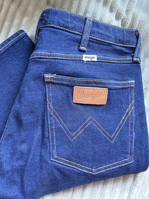 Spodnie Damskie Jeans Wrangler Straight  Denim  31/34