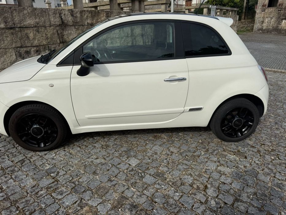 FIAT 500  Ano 2011