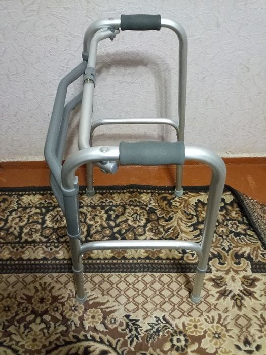 Ходунки складні дорослі