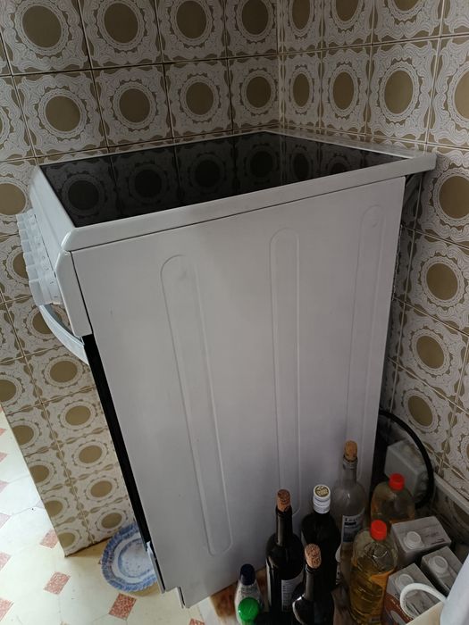 Fogão elétrico indesit