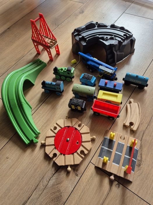 Залізниця (дерев'яна залізна дорога) Brio,IKEA.