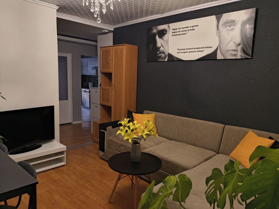 REZERWACJA DO 13.10.2026. 3 pokoje | 47 m² | balkon | klimatyzator | wyposażone | Strzelce Opolskie