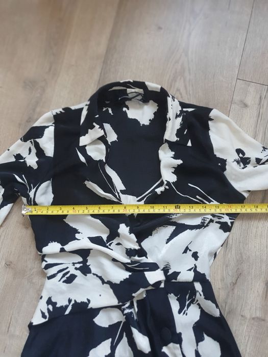 Zestaw sukienek Zara i Asos XS.