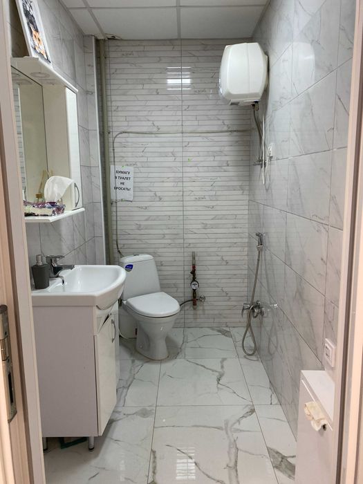 Фасадное цокольное помещение с ремонтом. ул Цветочная. 9 ст Б Фонтана