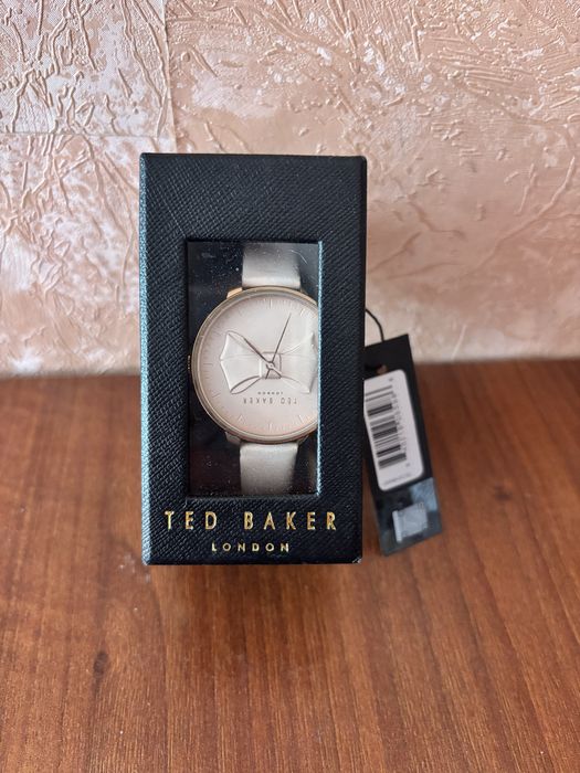 Женские кварцевые часы Ted Baker Brook