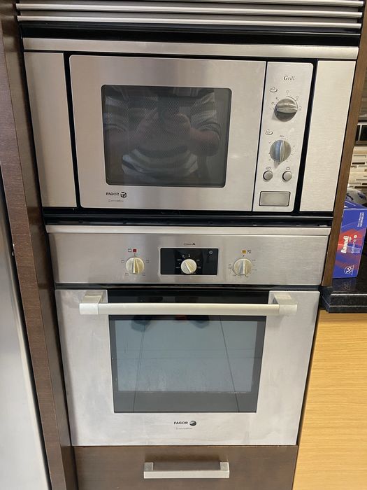 Microondas Fagor a funcionar bem