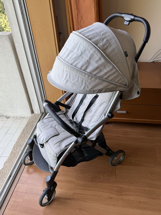 Carrinho Chicco – Muito Conservado | Compacto e Leve