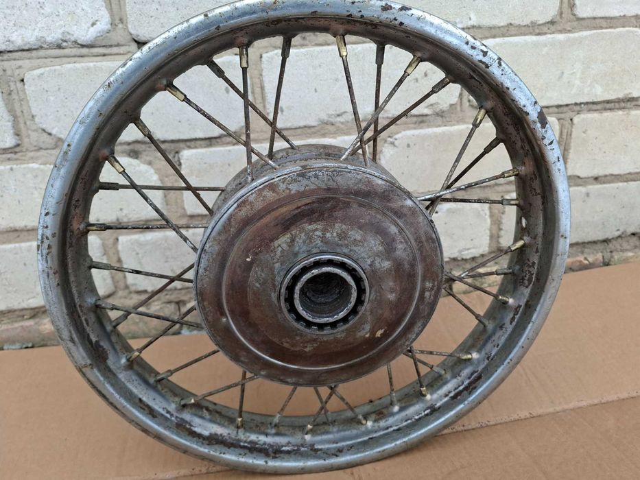 Чезет 175  диск колесо R-16 чсср