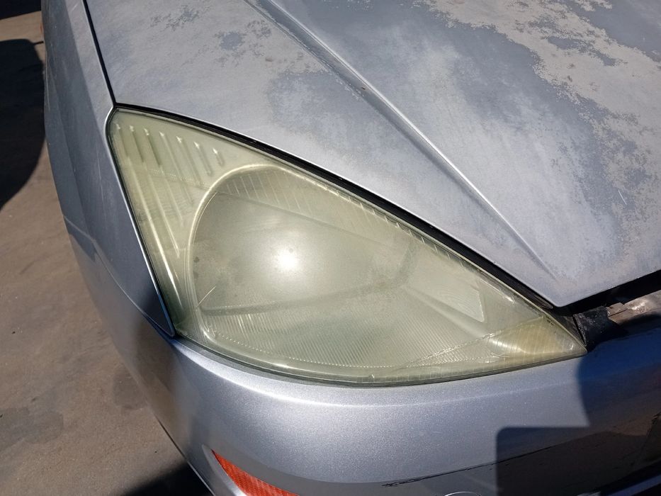 Ótica / farol direita FORD Focus I (DAW, DBW)