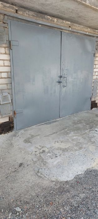 Продам гараж в Центральном районе.