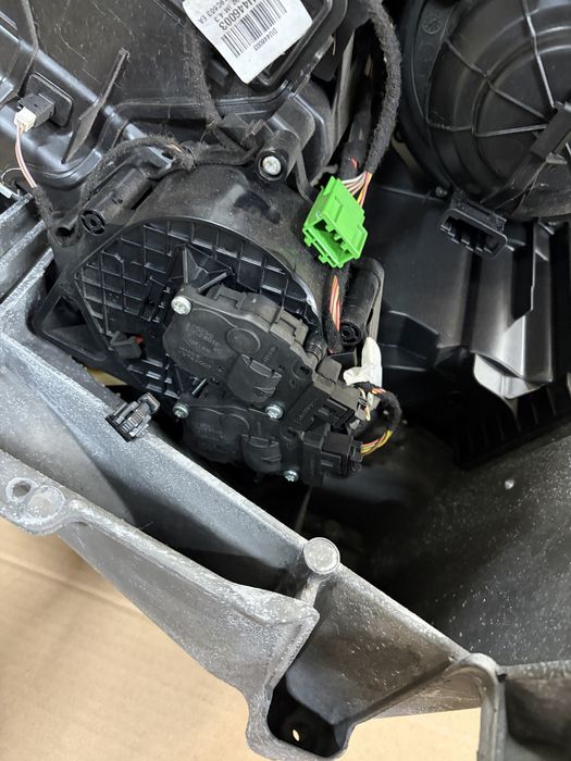 Nagrzewnica Komplet Belka Range Rover Evoque L538