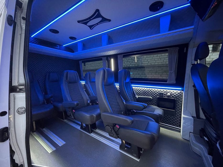 Wynajem MAN BUS VIP 9 os. do 3,5t - wolne terminy styczeń/luty