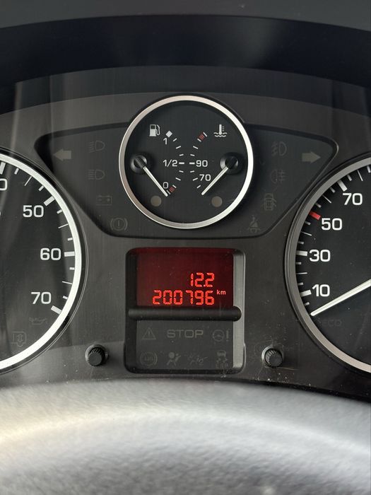 Peugeot Partner 1.6 e-hdi Automática