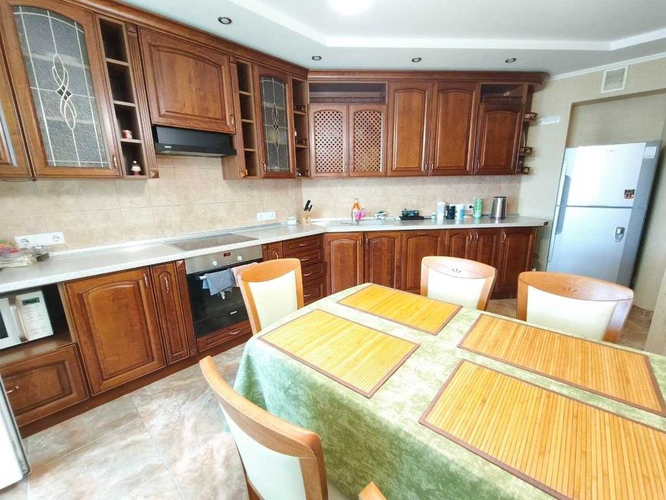 Продаж 3-кімнатної квартири, Дарницький район, метро Позняки, проспект Григоренка Петра 33/44