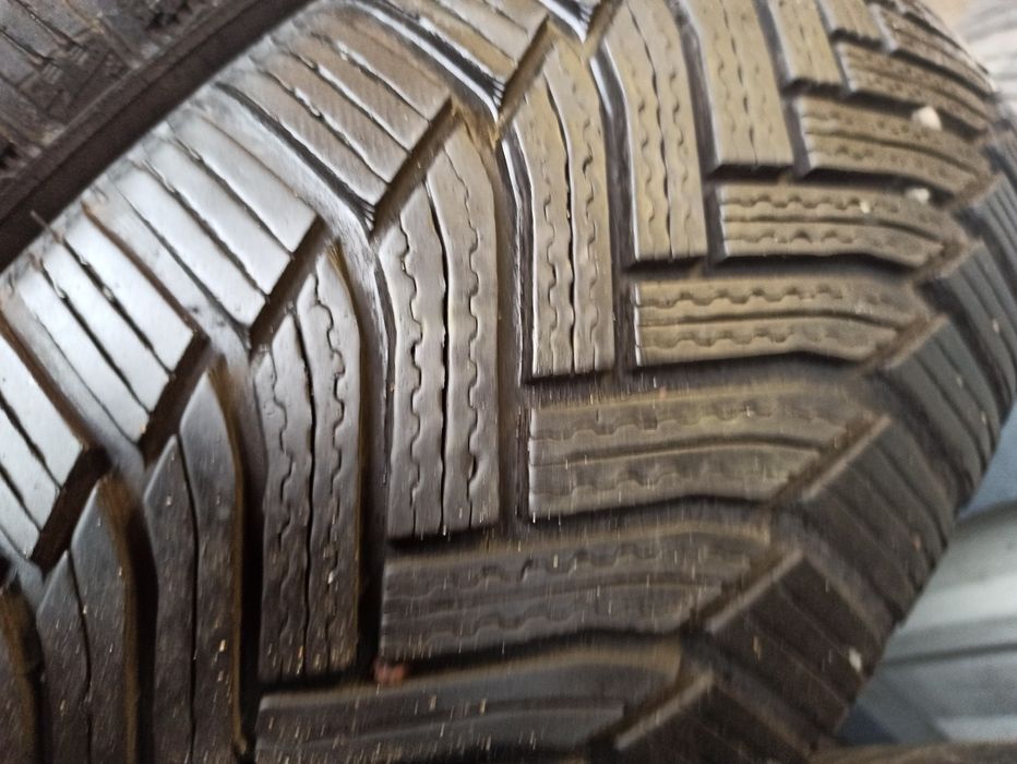 Зимняя резина 225/55 R17 Michelin Alpin A6