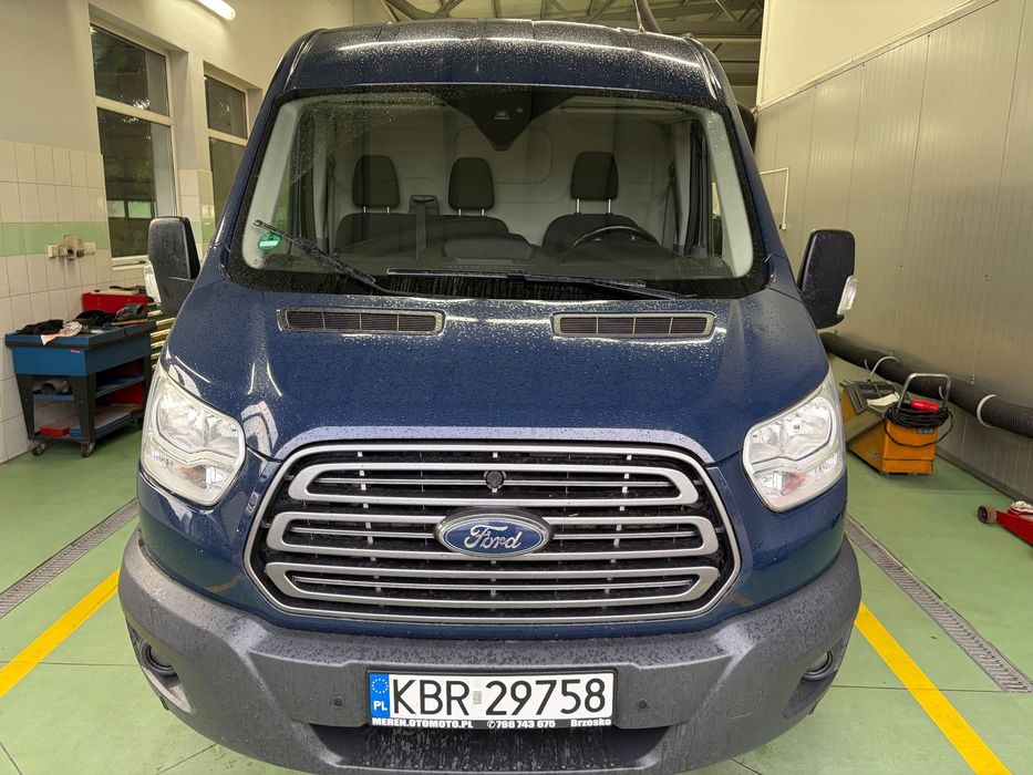 Ford Transit  Przebieg 242 000_Bezwyapdkowy_Klimatyzacja