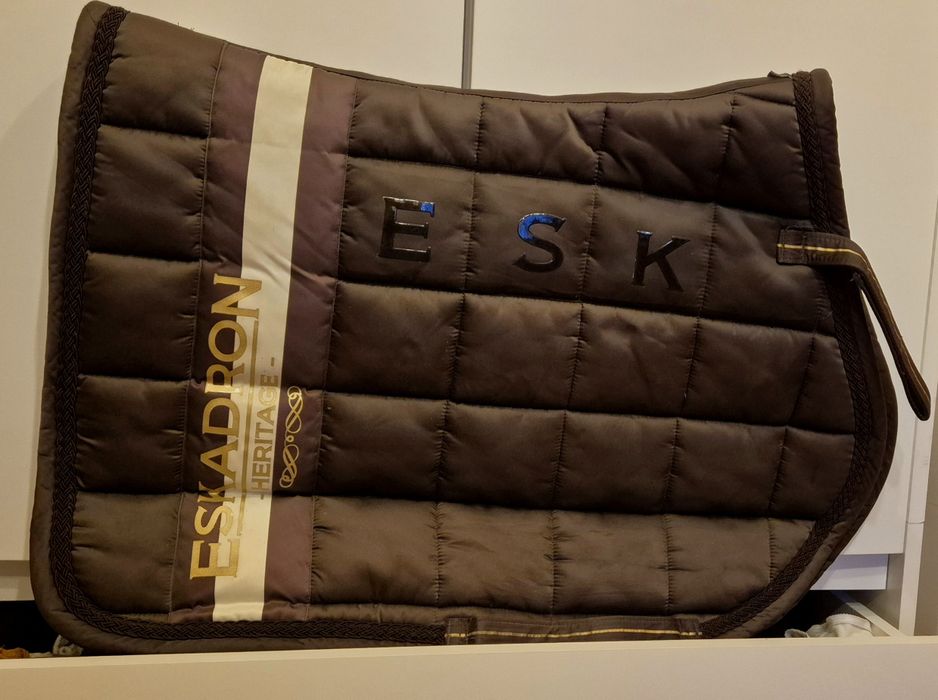 Czaprak Eskadron Big Square Glossy brązowy