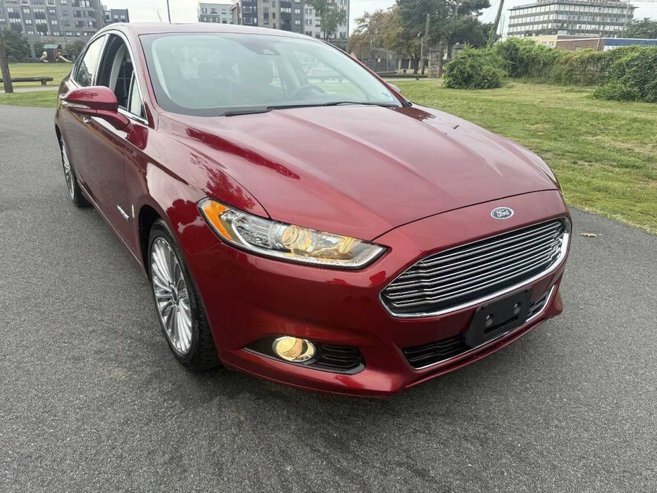 Ford Fusion Titanium HE      2014