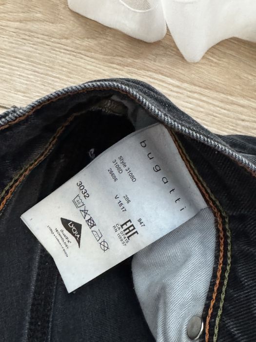 Чоловічі джинси Bugatti