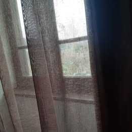 Cortinado castanho claro c/  8 presilhas ~
