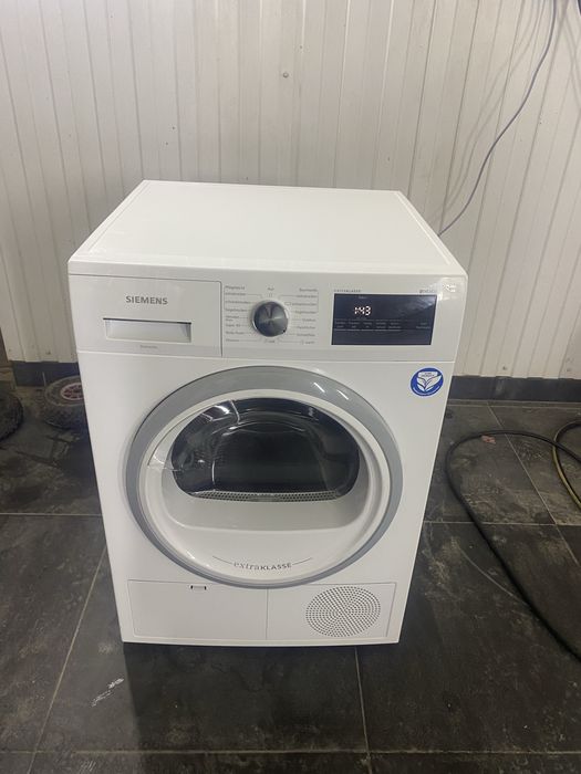 Сушильна машина Siemens Bosh  iq300