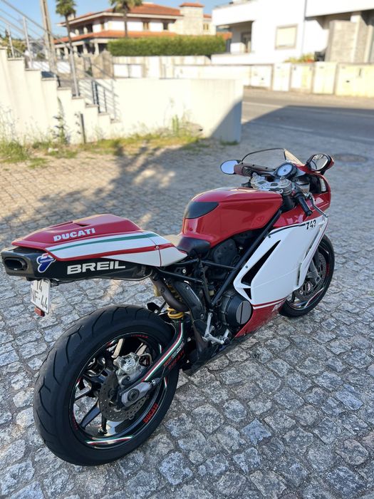 Ducati 749 imaculada