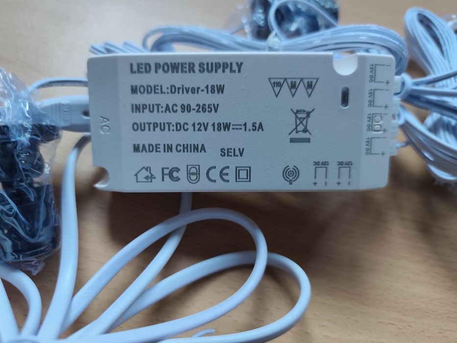 Lampki LED małe wpuszczane np. meble 10X 1W z transformatorem - system