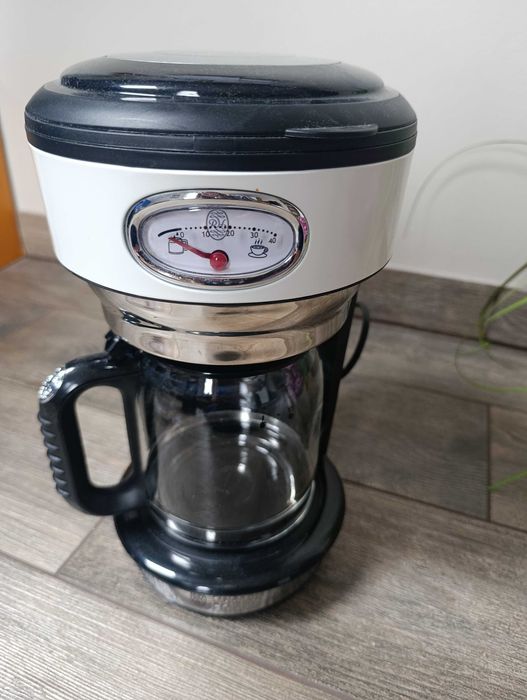Ekspres przelewowy Russell Hobbs