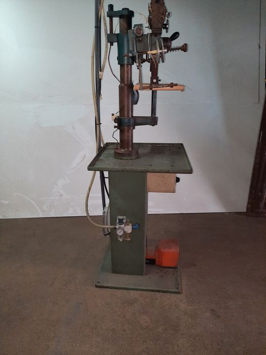 Máquina de timbrar e numerar