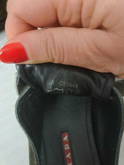 Замшевые кеды Prada