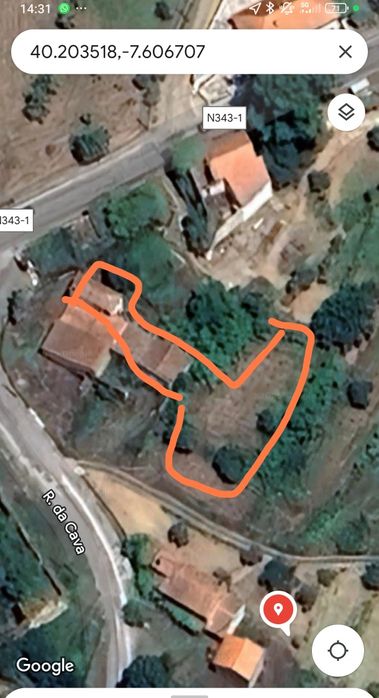 Vendo casa em ruínas com terreno