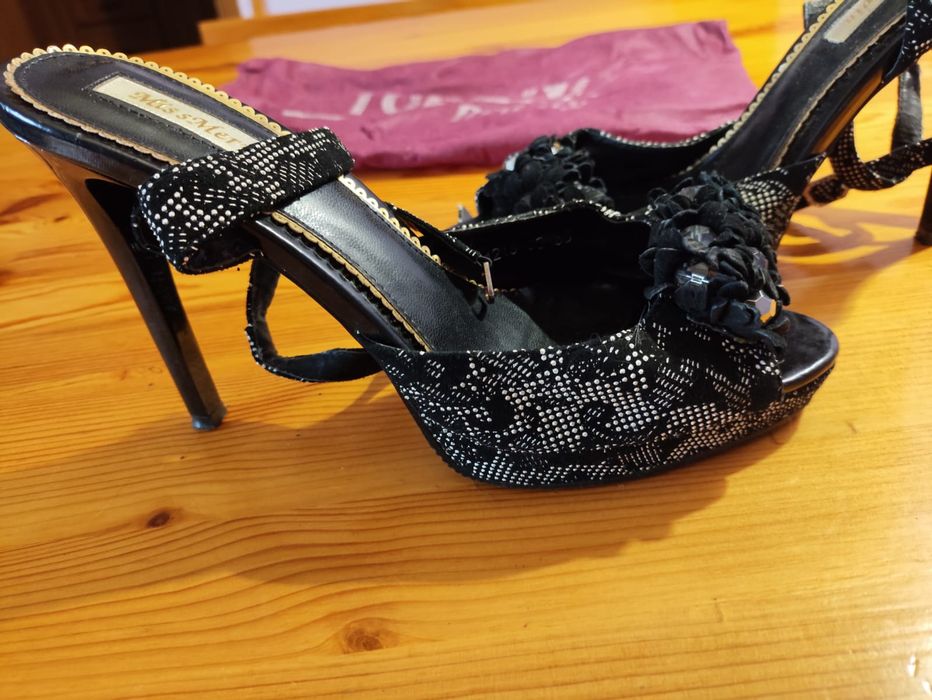 Buty damskie skórzane szpilki 38-39